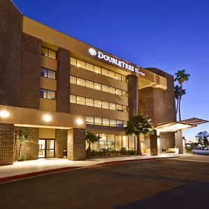 radisson-hotel-phoenix-north.hotelsofphoenix.com/