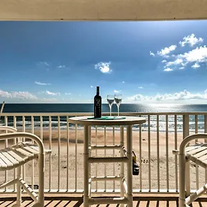daytona-beach-resort-condo-w-pool-hot-tub-access.thedaytonabeachhotels.com/