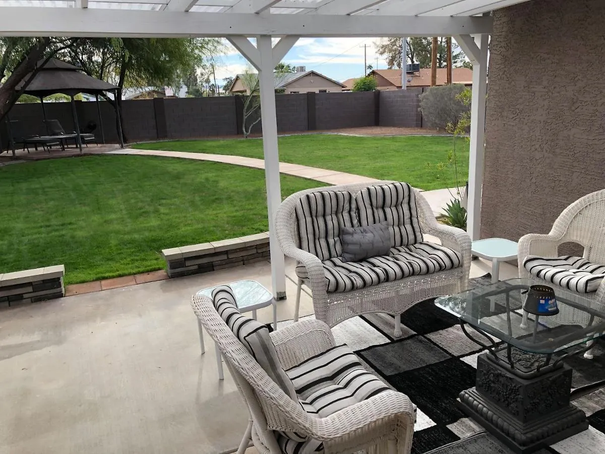 בית נופש Beautiful Home In Downtown פיניקס